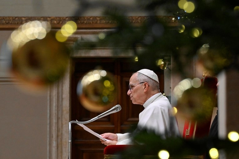 Trump svojom agresivnom politikom dovodi američkog papu Lava u težak položaj